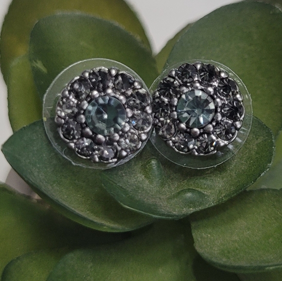 Simply Vera Vera Wang Earrings - Picture 3 of 3